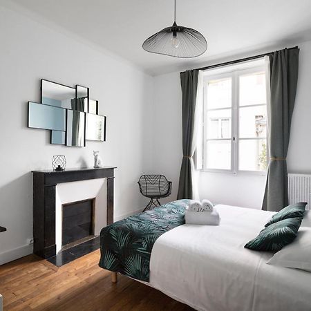 Le Prestige By Cocoonr Apartment Нант Екстериор снимка